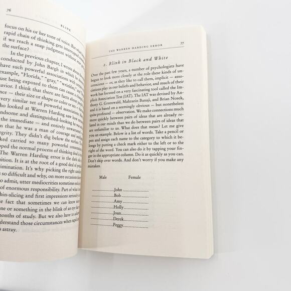 Blink: The Power of Thinking Without Thinking - Paperback - Acceptable - Picture 12 of 12